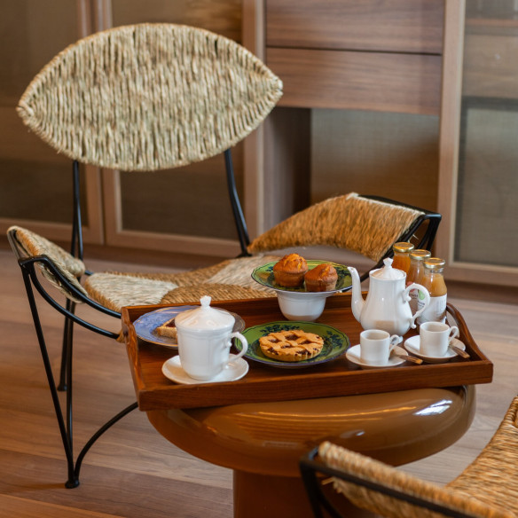 Hidden by Dalla Gioconda