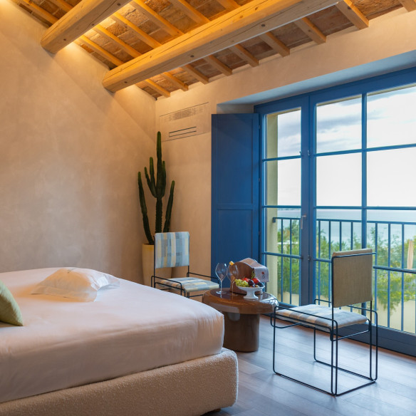 Hidden by Dalla Gioconda